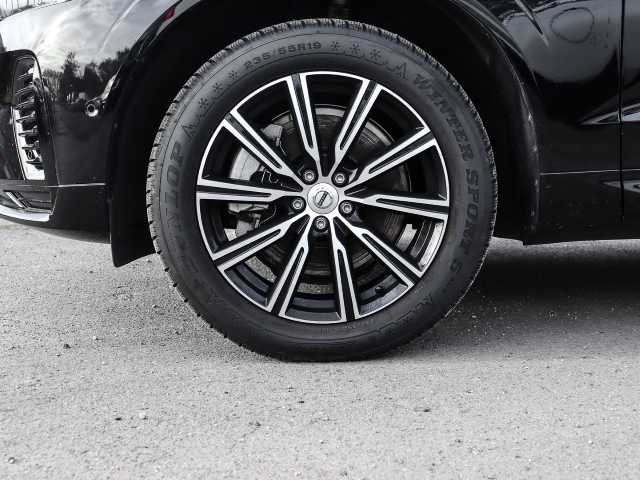 Volvo  Plus Dark Recharge Plug-In Hybrid AWD T8 Twin Engine EU6d StandHZG Leder digital
