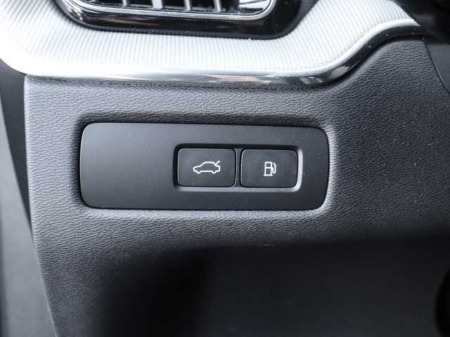 Volvo  Plus Dark Recharge Plug-In Hybrid AWD T8 Twin Engine EU6d StandHZG Leder digital