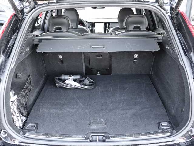 Volvo  Plus Dark Recharge Plug-In Hybrid AWD T8 Twin Engine EU6d StandHZG Leder digital