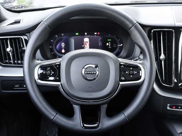 Volvo  Plus Dark Recharge Plug-In Hybrid AWD T8 Twin Engine EU6d StandHZG Leder digital