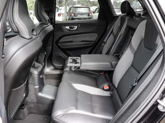 Volvo  Plus Dark Recharge Plug-In Hybrid AWD T8 Twin Engine EU6d StandHZG Leder digital
