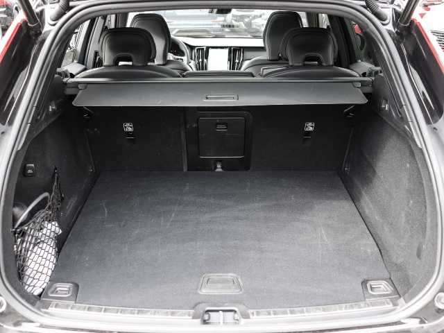 Volvo  Plus Dark Recharge Plug-In Hybrid AWD T8 Twin Engine EU6d StandHZG Leder digital