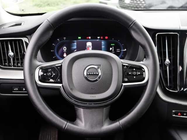 Volvo  Plus Dark Recharge Plug-In Hybrid AWD T8 Twin Engine EU6d StandHZG digitales Coc