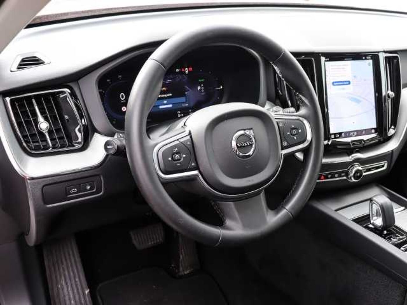 Volvo  Core Recharge Plug-In Hybrid AWD T8 Twin Engine EU6d StandHZG digitales Cockpit