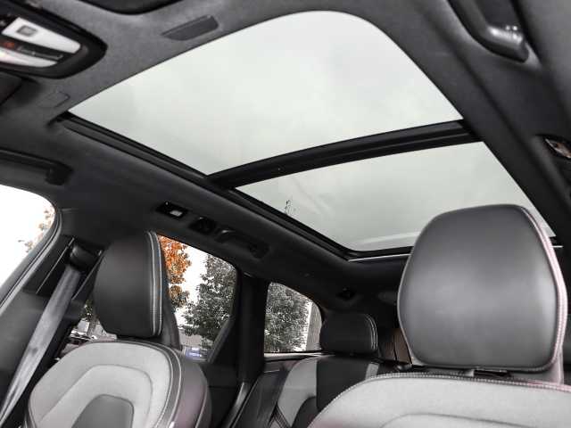 Volvo  Plus Black Edition Recharge Plug-In Hybrid AWD T8 Twin Engine EU6d StandHZG Lede