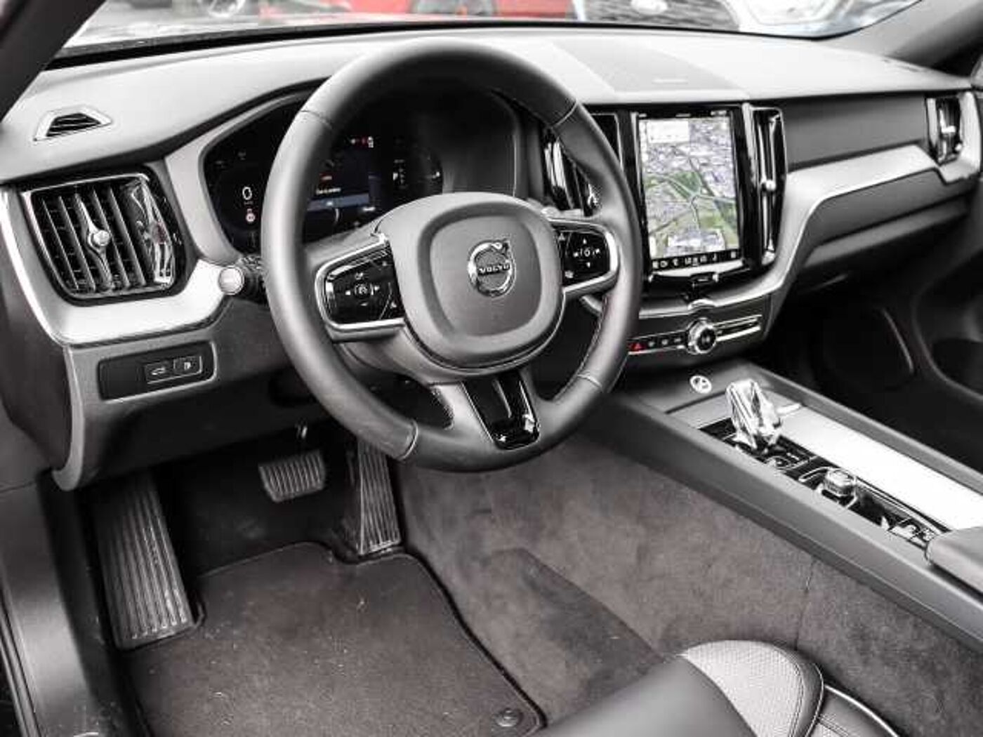 Volvo  Plus Black Edition Recharge Plug-In Hybrid AWD T8 Twin Engine EU6d StandHZG Lede