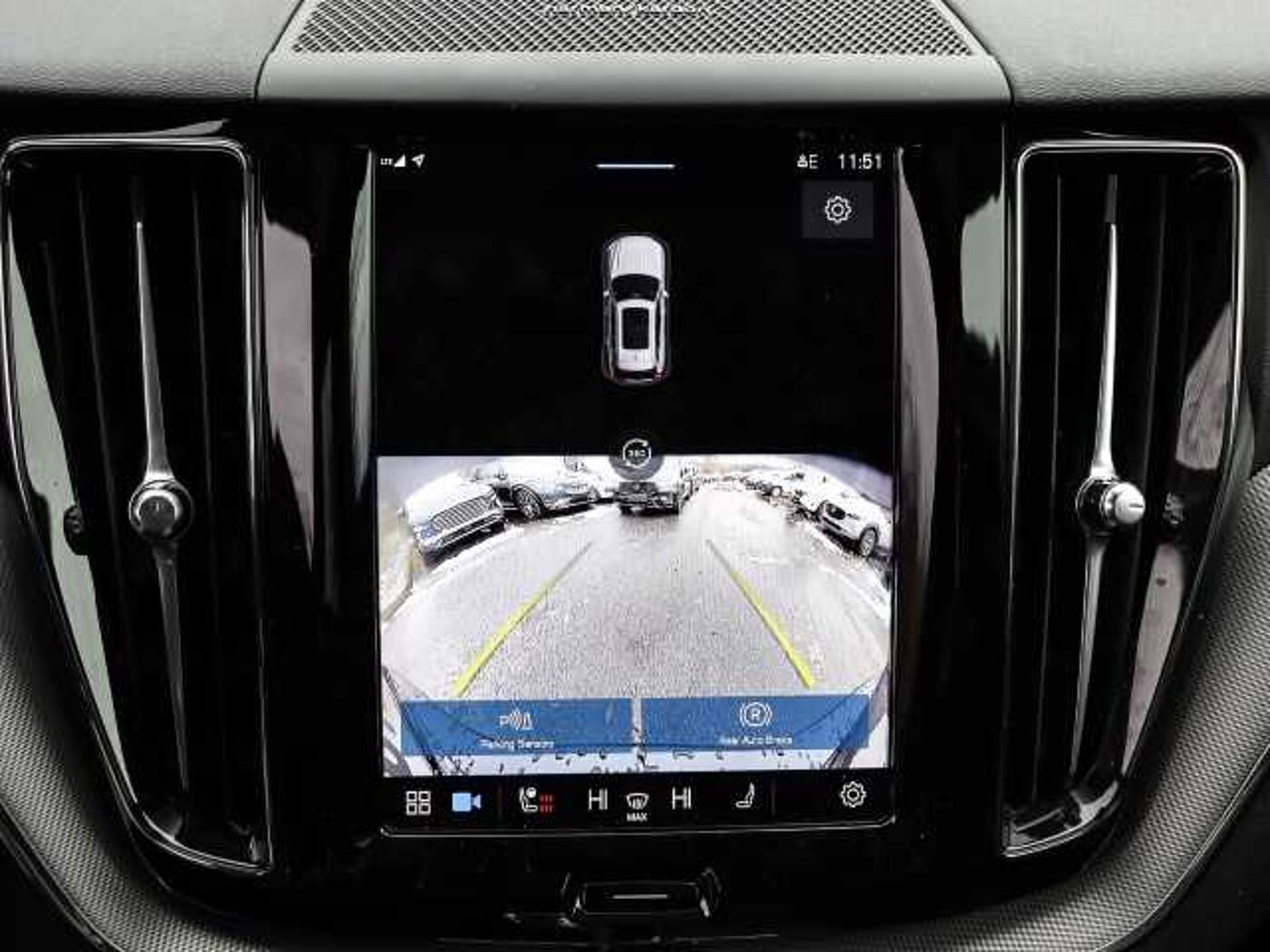Volvo  Plus Black Edition Recharge Plug-In Hybrid AWD T8 Twin Engine EU6d StandHZG AHK