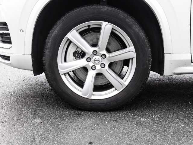 Volvo  Plus Bright Recharge Plug-In Hybrid AWD T8 Twin Engine EU6d 7-Sitzer StandHZG di
