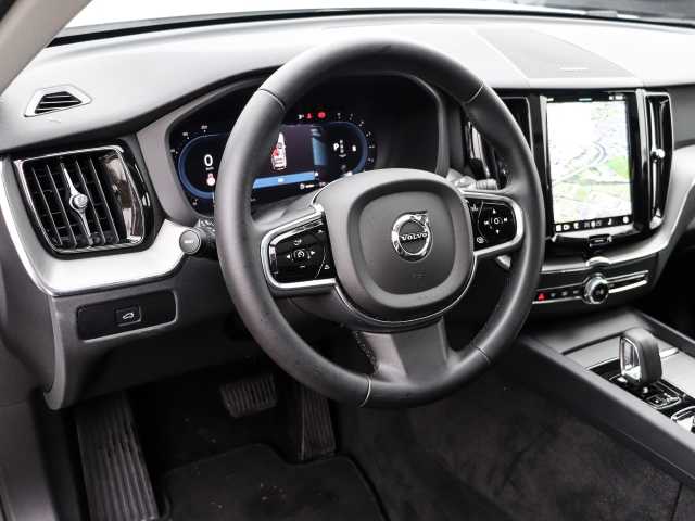 Volvo  Plus Dark 2WD B4 Benzin EU6d StandHZG digitales Cockpit Memory Sitze Soundsystem