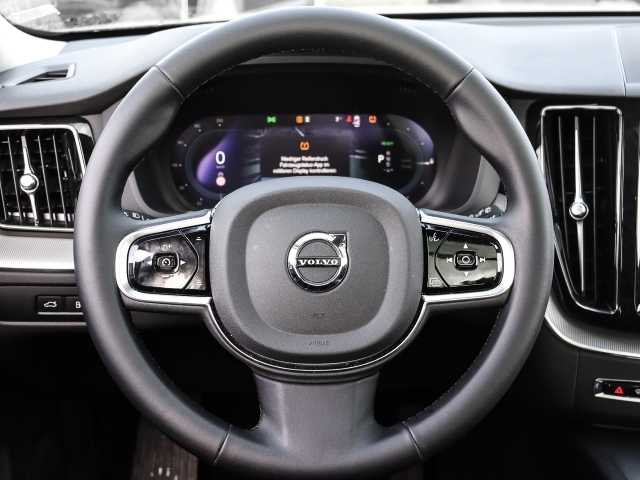 Volvo  Plus Dark Recharge Plug-In Hybrid AWD T8 Twin Engine EU6d StandHZG digitales Coc