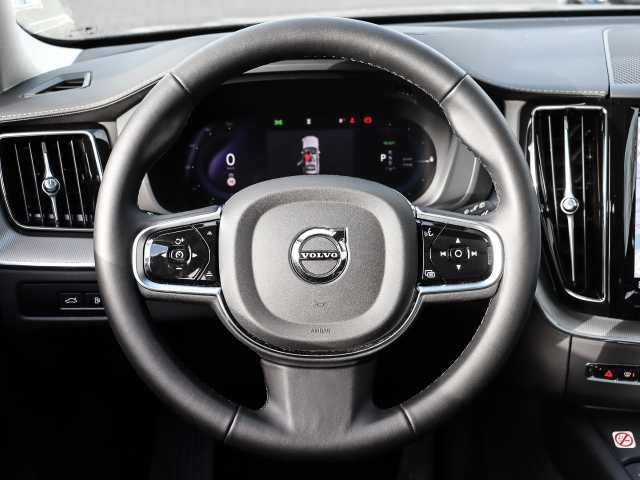 Volvo  Ultra Dark Recharge Plug-In Hybrid AWD T8 Twin Engine EU6d HUD StandHZG digitale