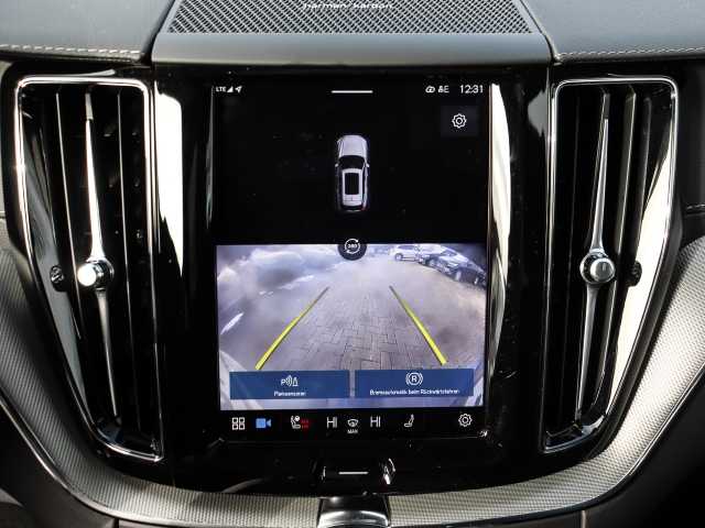Volvo  Ultra Dark Recharge Plug-In Hybrid AWD T8 Twin Engine EU6d HUD StandHZG digitale