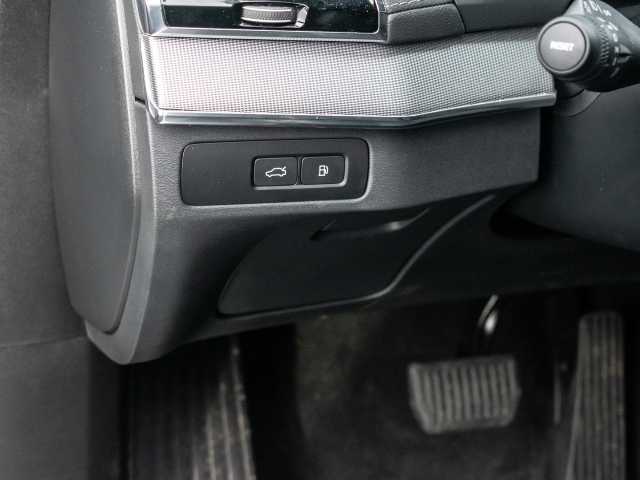 Volvo  Plus Bright Recharge Plug-In Hybrid AWD T8 Twin Engine EU6d 7-Sitzer StandHZG di