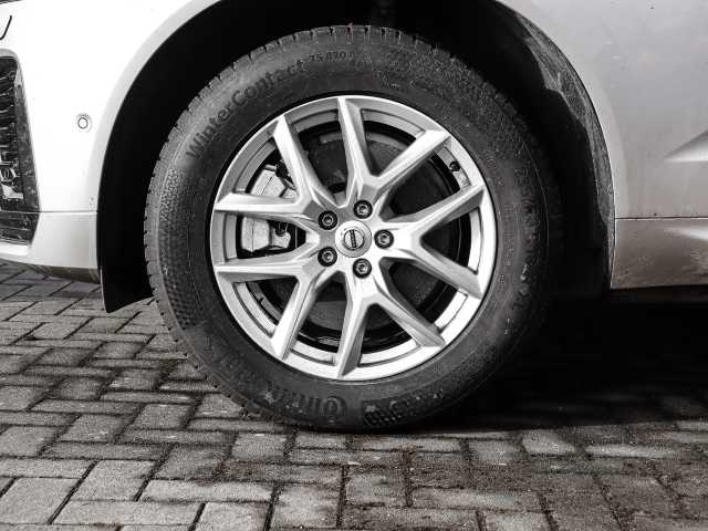 Volvo  Ultra Dark Recharge Plug-In Hybrid AWD T8 Twin Engine EU6d HUD StandHZG digitale