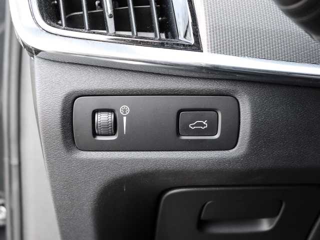 Volvo  CC