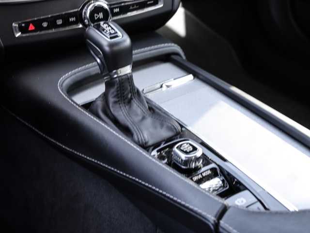 Volvo  CC