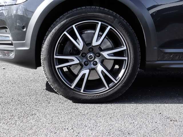 Volvo  CC