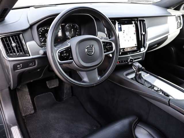Volvo  CC