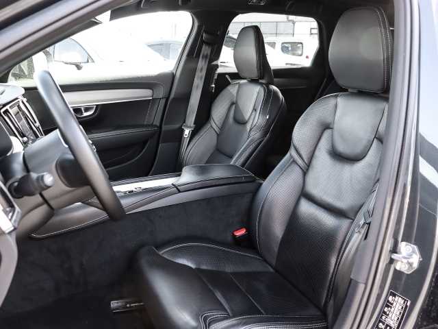 Volvo  CC