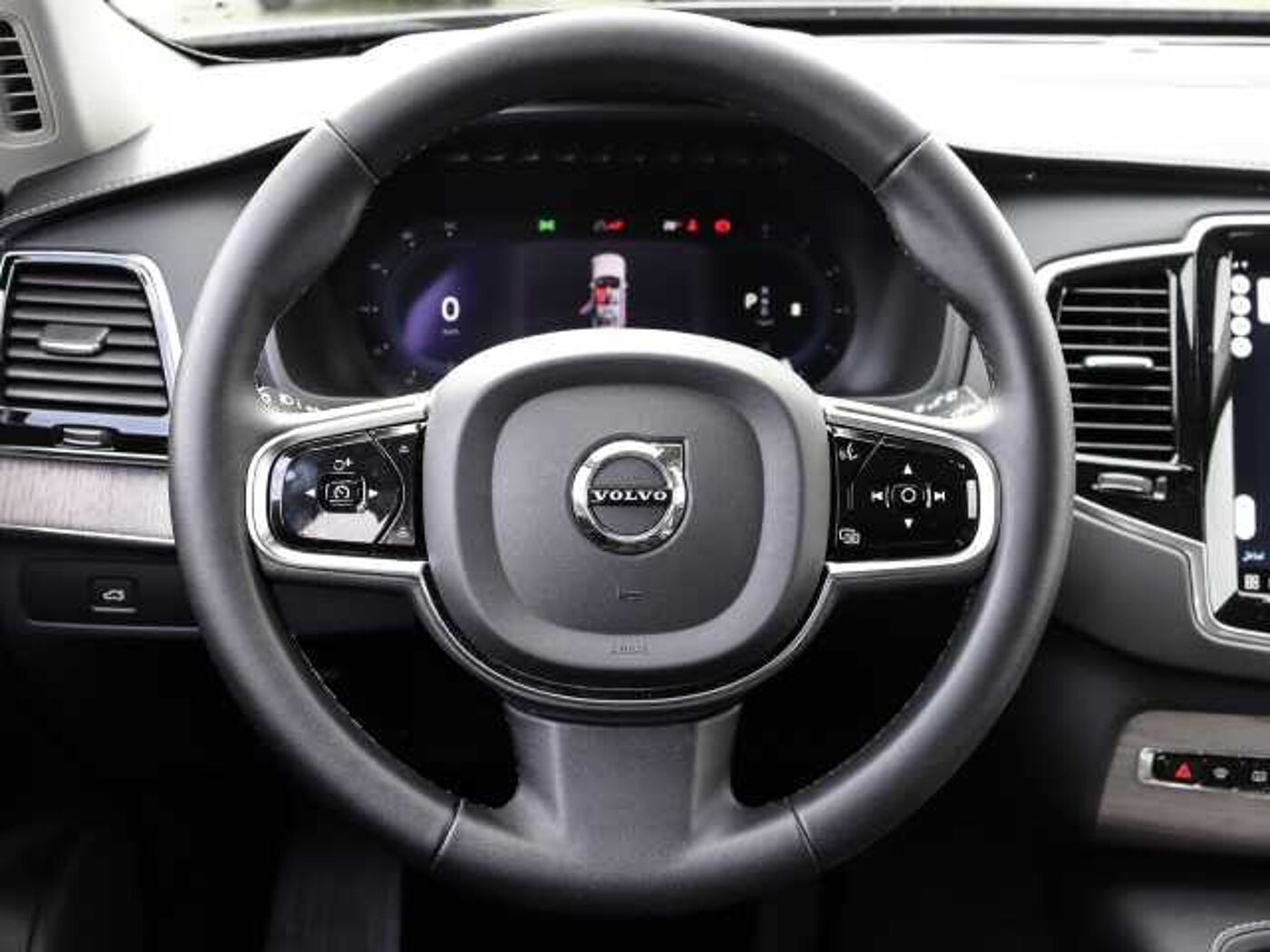 Volvo  Plus Bright AWD B5 Diesel EU6d 7-Sitzer Allrad AD StandHZG digitales Cockpit Mem