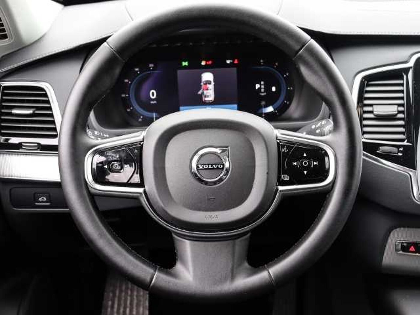 Volvo  Plus Bright AWD B5 Diesel EU6d 7-Sitzer Allrad AD StandHZG AHK digitales Cockpit