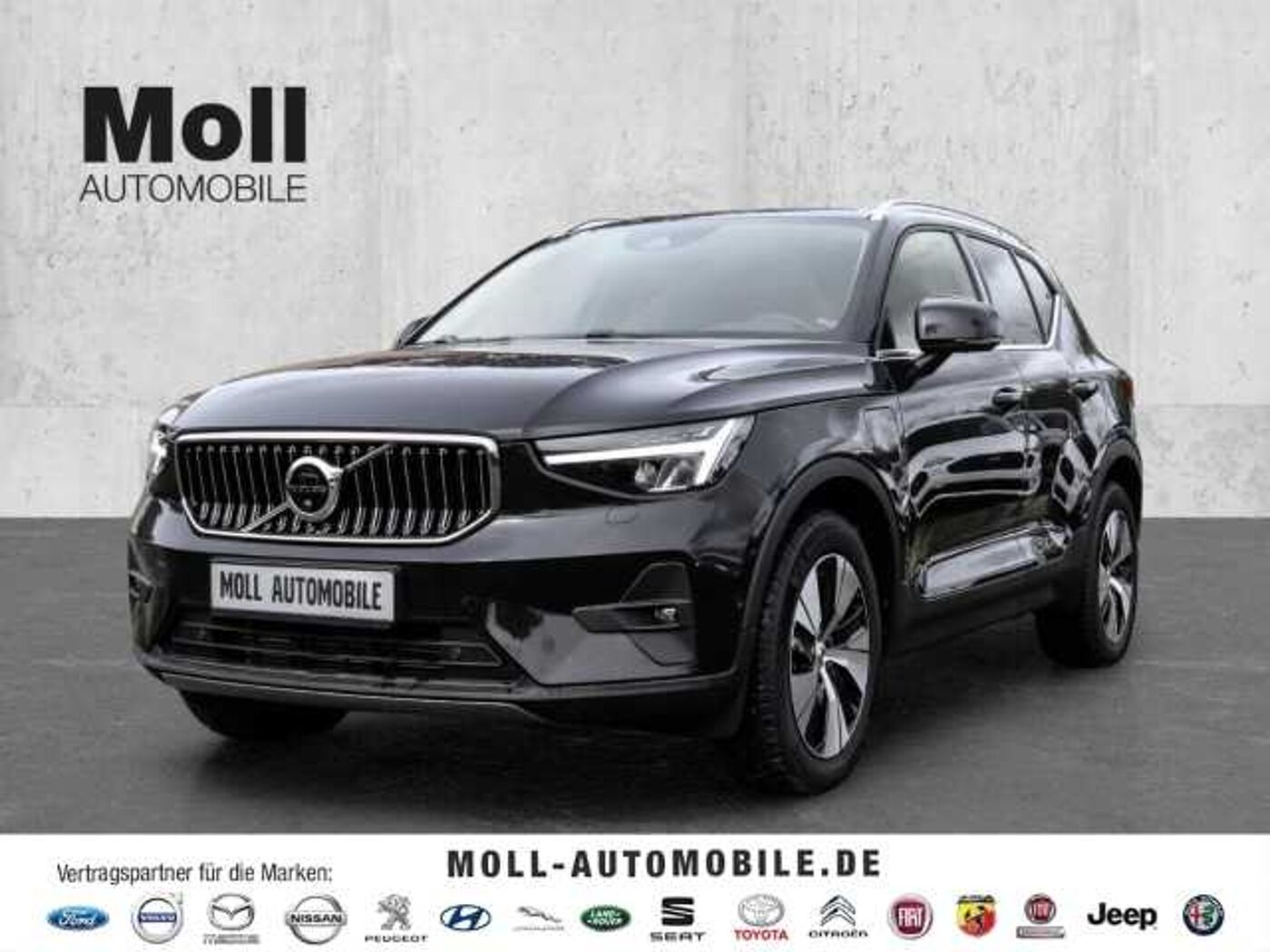 Volvo  Plus Bright Recharge Plug-In Hybrid 2WD T4 Twin Engine EU6d StandHZG AHK Navi Le