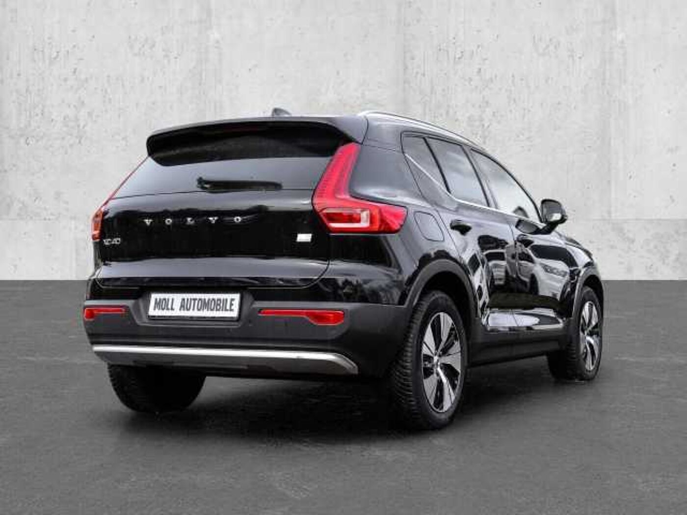 Volvo  Plus Bright Recharge Plug-In Hybrid 2WD T4 Twin Engine EU6d StandHZG AHK Navi Le