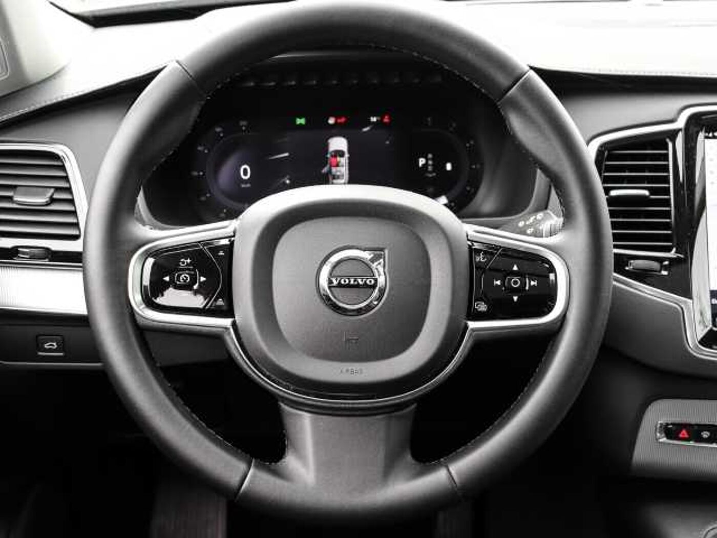 Volvo  Plus Bright AWD B5 Diesel EU6d 7-Sitzer Allrad StandHZG AHK digitales Cockpit