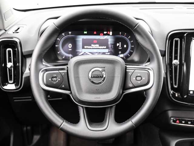 Volvo  Plus Dark 2WD B3 EU6d Navi Leder digitales Cockpit Memory Sitze Soundsystem