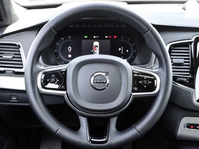 Volvo  Ultimate Bright AWD B5 Diesel EU6d 7-Sitzer Allrad HUD AD StandHZG AHK digitales
