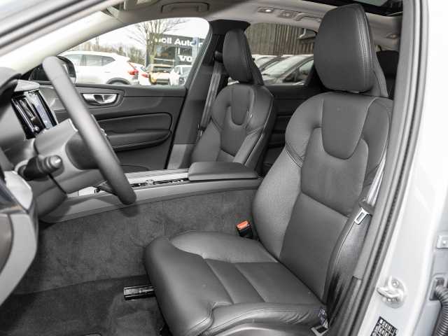 Volvo  Ultimate Dark 2WD B4 Diesel EU6d HUD AD digitales Cockpit Memory Sitze Soundsyst