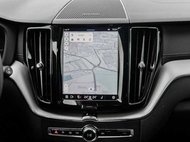 Volvo  Ultimate Dark 2WD B4 Diesel EU6d HUD AD digitales Cockpit Memory Sitze Soundsyst