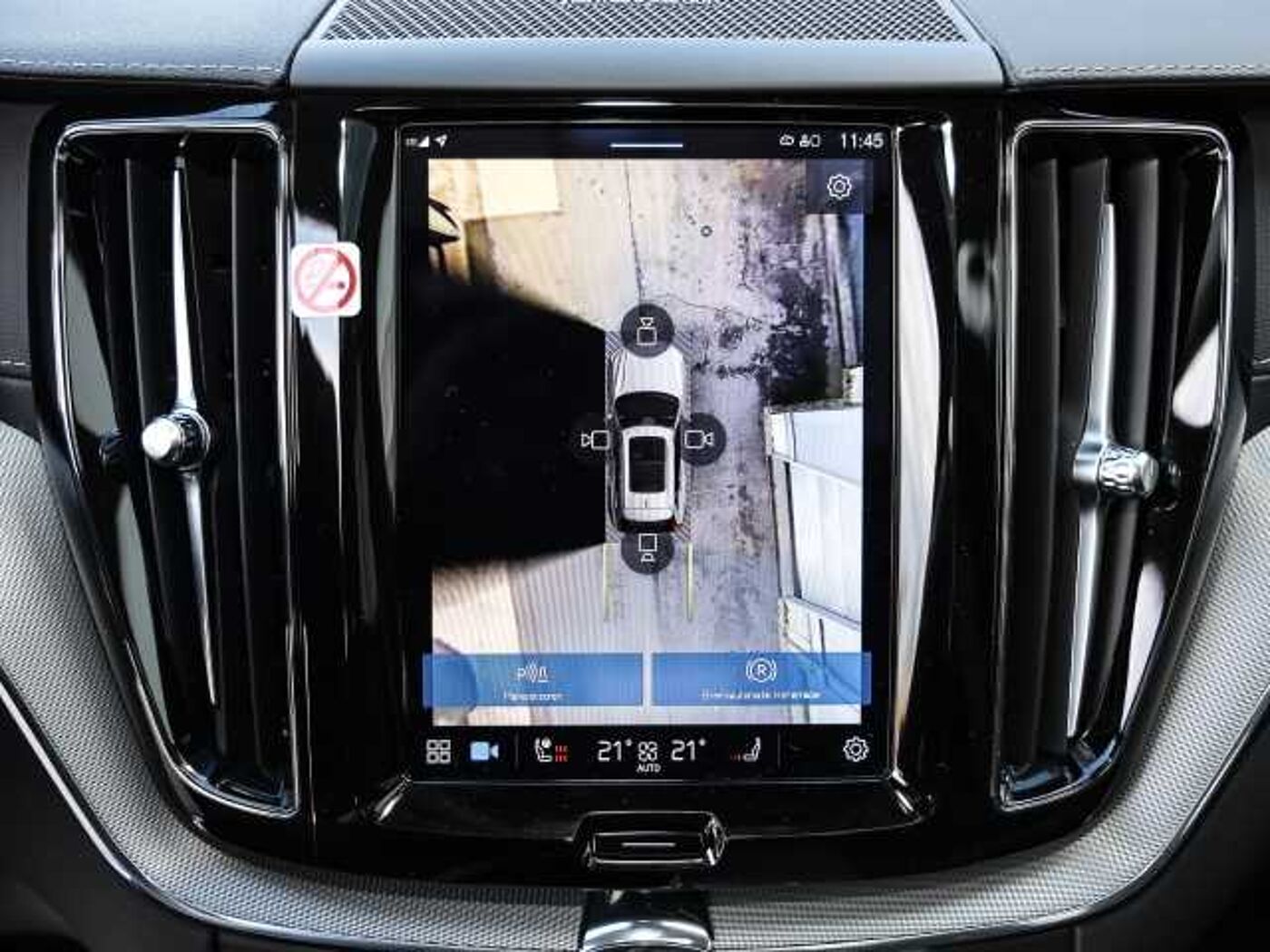 Volvo  Ultimate Dark 2WD B4 Diesel EU6d HUD AD digitales Cockpit Memory Sitze Soundsyst