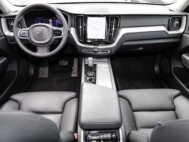 Volvo  Ultimate Dark 2WD B4 Diesel EU6d HUD AD digitales Cockpit Memory Sitze Soundsyst