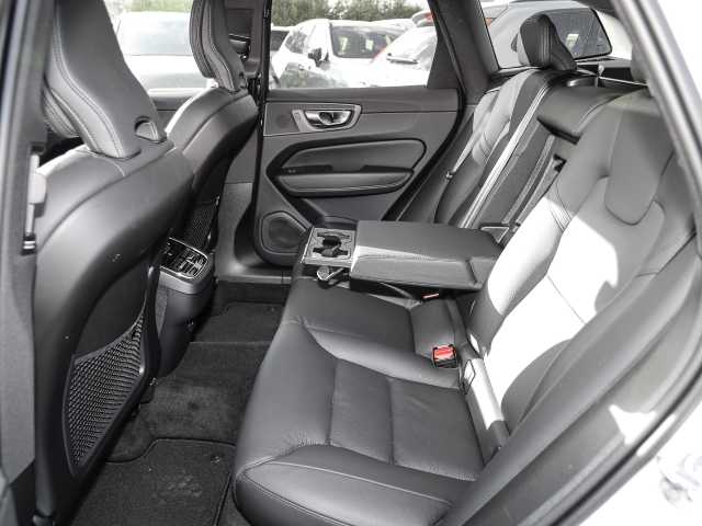 Volvo  Ultimate Dark AWD B4 Diesel EU6d Allrad HUD AD StandHZG digitales Cockpit Memory