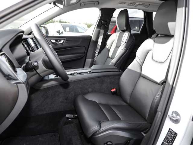 Volvo  Ultimate Dark AWD B4 Diesel EU6d Allrad HUD AD StandHZG digitales Cockpit Memory