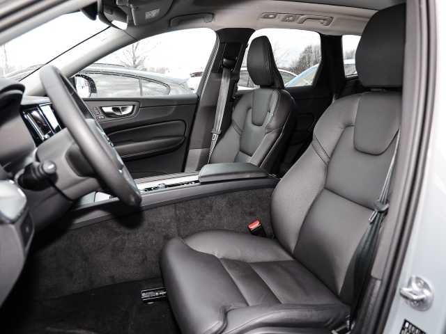Volvo  Ultimate Dark AWD B4 Diesel EU6d Allrad HUD AD StandHZG digitales Cockpit Memory