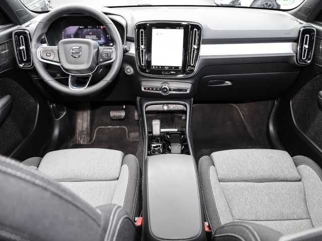 Volvo  Plus Dark 2WD B3 EU6d digitales Cockpit Memory Sitze Soundsystem HarmanKardon LE