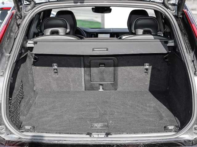 Volvo  Plus Dark AWD B4 Diesel EU6d Allrad Leder digitales Cockpit Memory Sitze Soundsy