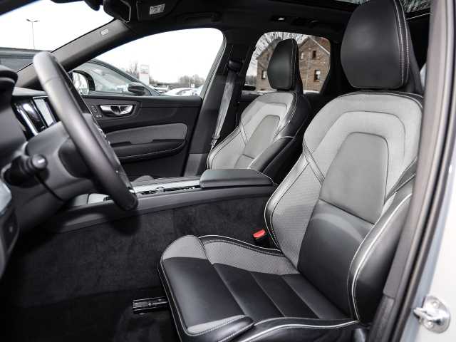 Volvo  Ultimate Dark AWD B5 Benzin EU6d Allrad HUD StandHZG Leder digitales Cockpit Mem