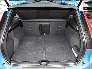 Volvo  Plus Dark 2WD B3 EU6d digitales Cockpit Memory Sitze Soundsystem HarmanKardon LE