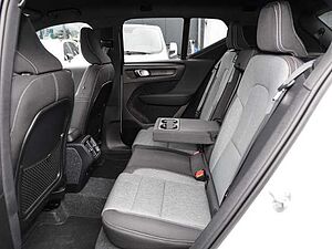 Volvo  Plus Dark 2WD B3 EU6d digitales Cockpit Memory Sitze Soundsystem HarmanKardon LE