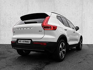 Volvo  Plus Dark 2WD B3 EU6d digitales Cockpit Memory Sitze Soundsystem HarmanKardon LE
