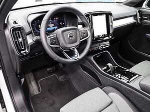 Volvo  Plus Dark 2WD B3 EU6d digitales Cockpit Memory Sitze Soundsystem HarmanKardon LE