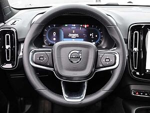 Volvo  Plus Dark 2WD B3 EU6d digitales Cockpit Memory Sitze Soundsystem HarmanKardon LE