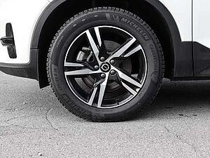 Volvo  Plus Dark 2WD B3 EU6d digitales Cockpit Memory Sitze Soundsystem HarmanKardon LE