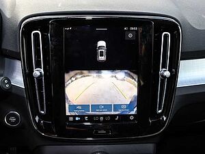 Volvo  Plus Dark 2WD B3 EU6d digitales Cockpit Memory Sitze Soundsystem HarmanKardon LE