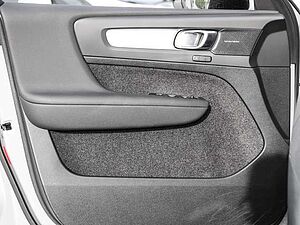 Volvo  Plus Dark 2WD B3 EU6d digitales Cockpit Memory Sitze Soundsystem HarmanKardon LE