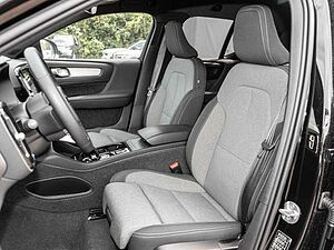 Volvo  Plus Dark 2WD B3 EU6d digitales Cockpit Memory Sitze Soundsystem HarmanKardon LE