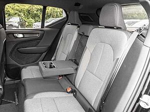 Volvo  Plus Dark 2WD B3 EU6d digitales Cockpit Memory Sitze Soundsystem HarmanKardon LE
